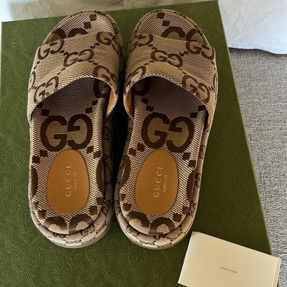 Gucci Macro Canvas Sandals - Picture 3 of 8